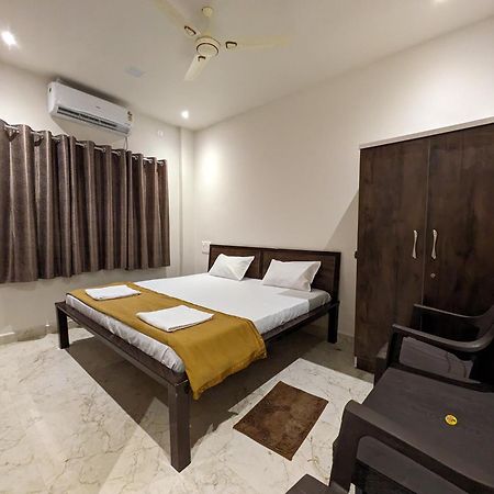 קולהאפור Hotel Madhusudan Executive מראה חיצוני תמונה