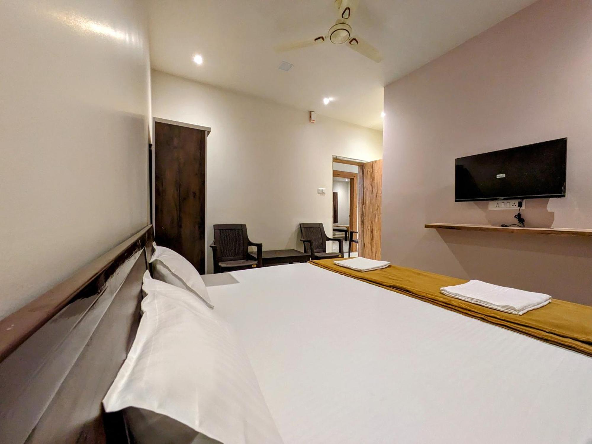קולהאפור Hotel Madhusudan Executive מראה חיצוני תמונה
