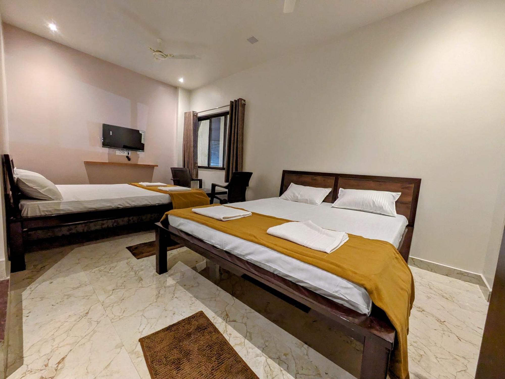 קולהאפור Hotel Madhusudan Executive מראה חיצוני תמונה